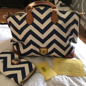 Dooney and Bourke purse and wallet set